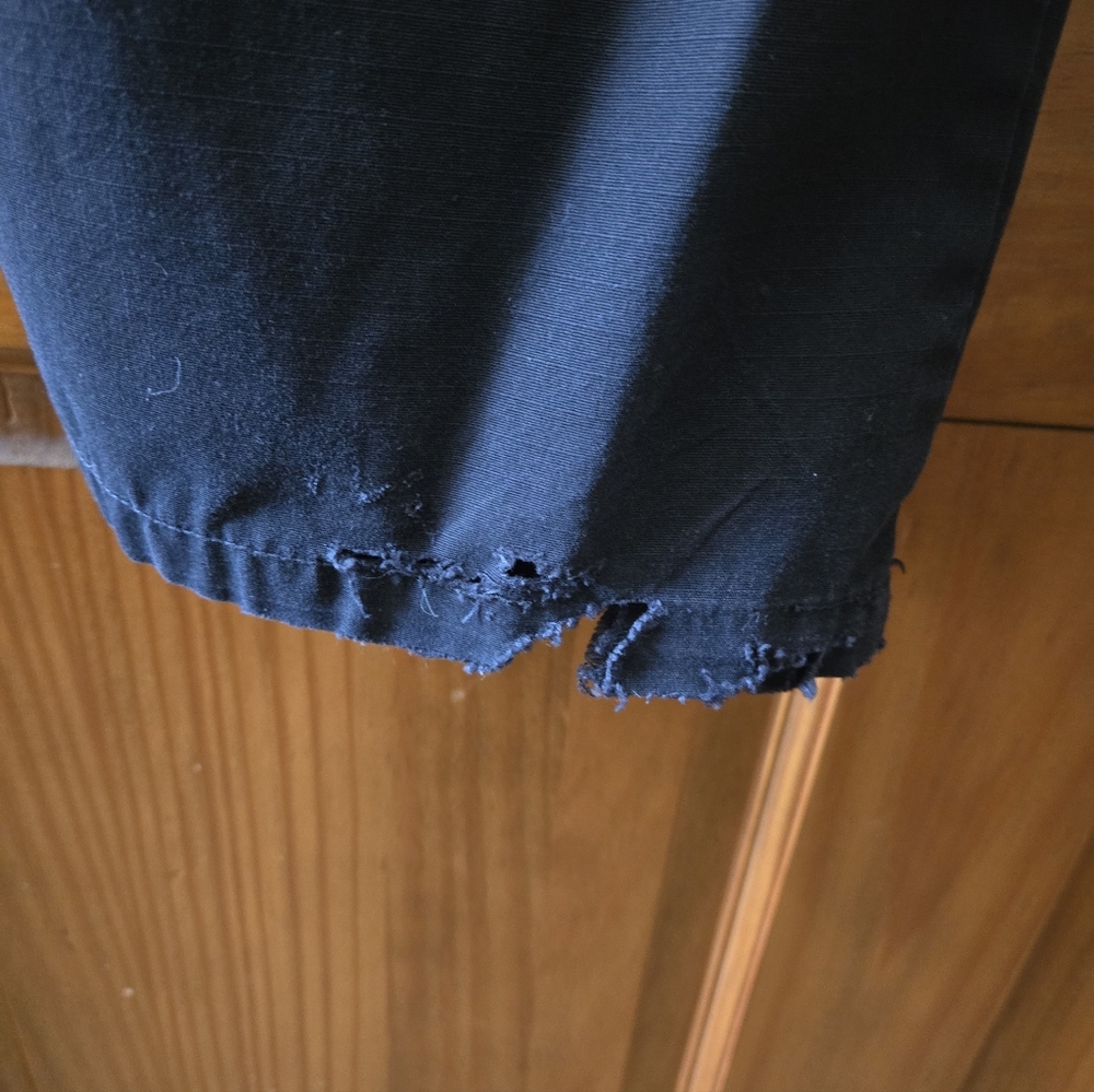 5.11 Tactical Dark Cargo Pants - Picture 4 of 5